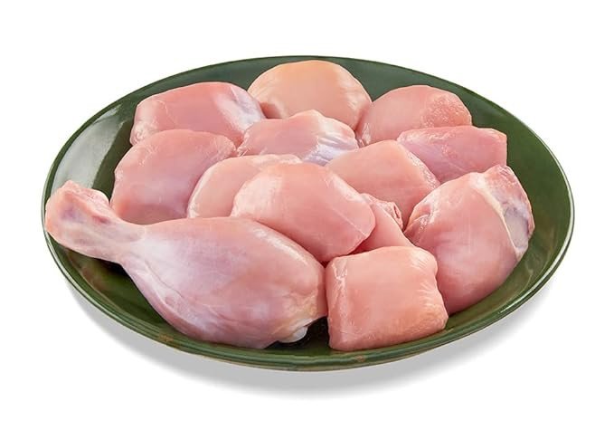 FreshToHome Premium Chicken | Curry Cut | 450g Pack | Skinless | Antibiotic-Residue-Free | Tender | Fresh | Never Frozen